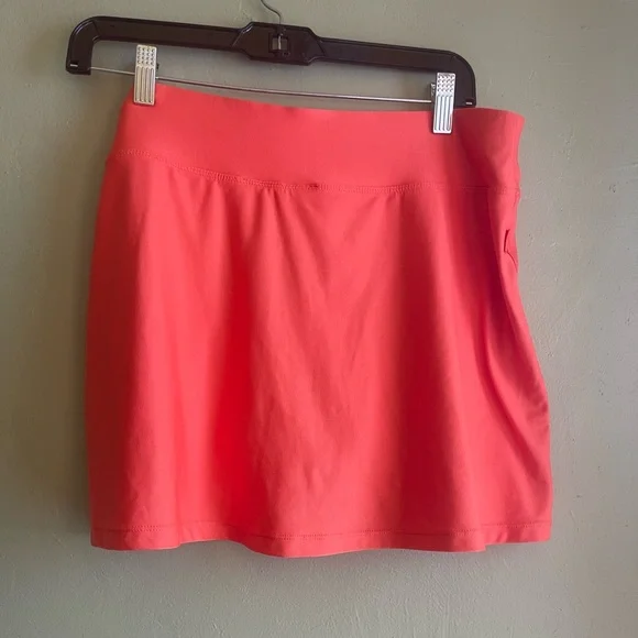 Salmon Colored Nike Skort - Picture 7 of 8